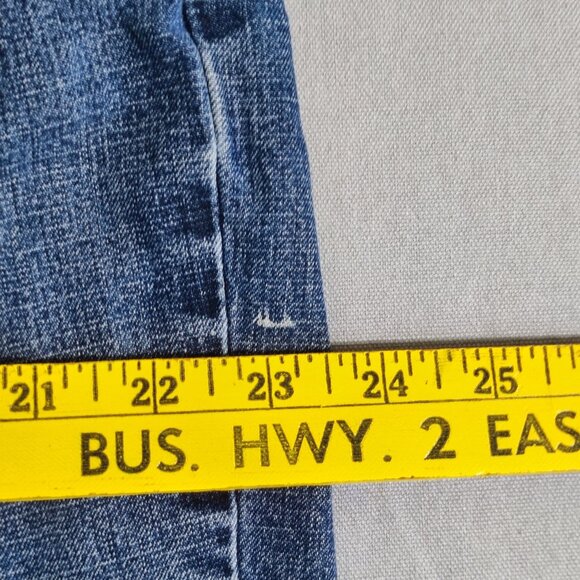 Signature by Levi Strauss Women's Boot Cut Jeans - Blue - Picture 13 of 16